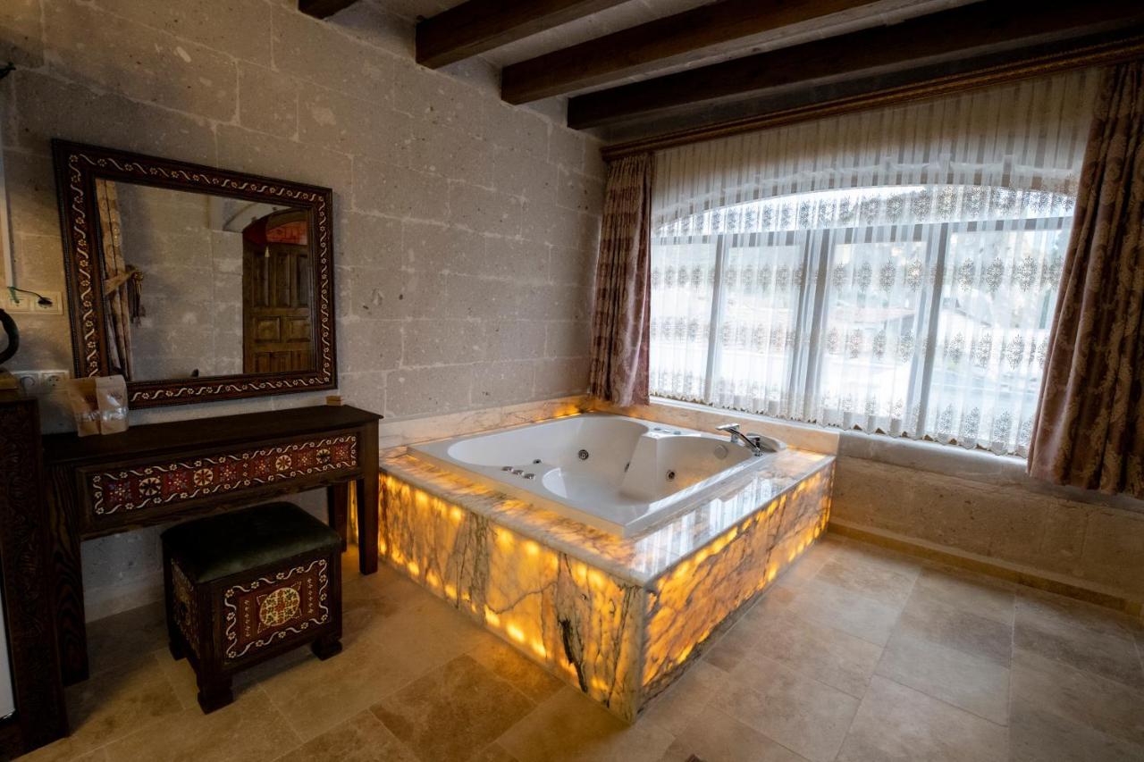 Underground Cave Suites Hotel Goreme Exterior foto